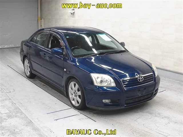 Toyota Avensis  с аукциона в Японии