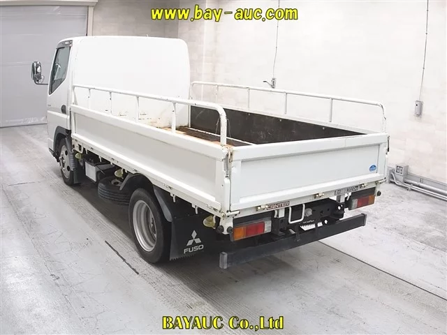 Mitsubishi Fuso Canter  с аукциона в Японии