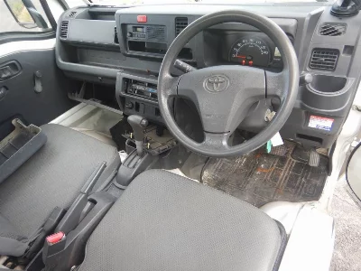TOYOTA PIXIS TRUCK