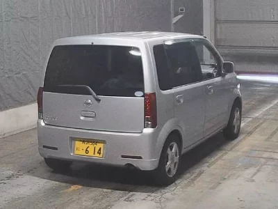Nissan Otti