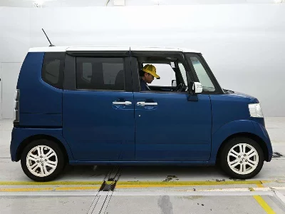 Honda N-Box+