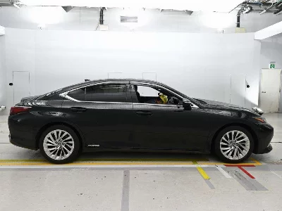 Lexus ES300h