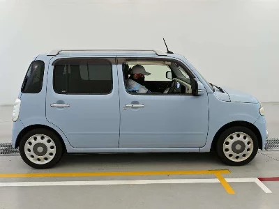 Daihatsu Mira Cocoa
