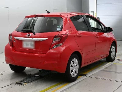 TOYOTA VITZ
