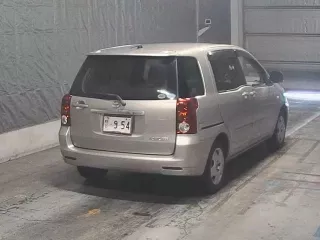 Toyota Raum