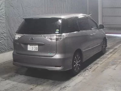 TOYOTA ESTIMA HYBRID