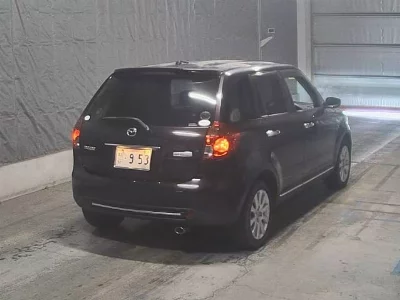 Mazda Verisa