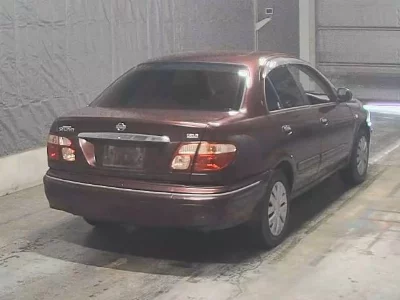 Nissan Bluebird