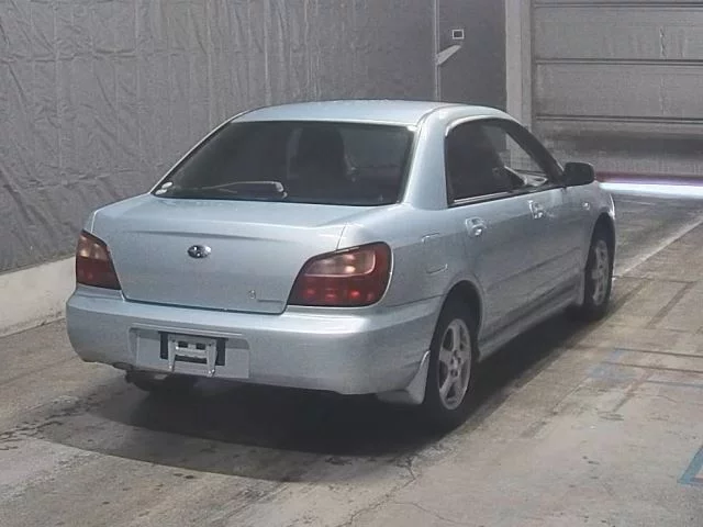 Subaru Impreza  с аукциона в Японии