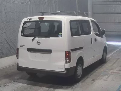 Nissan NV200 VANETTE VAN