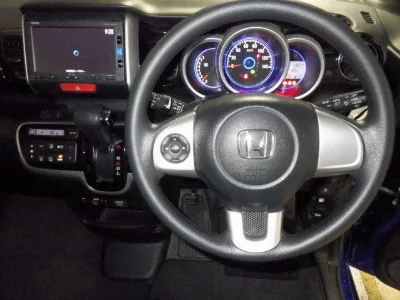 HONDA N BOX CUSTOM