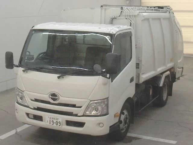 Hino Dutro  с аукциона в Японии