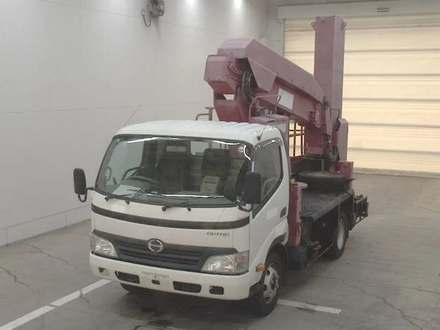 Hino Dutro  с аукциона в Японии