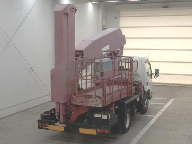 Hino Dutro  с аукциона в Японии