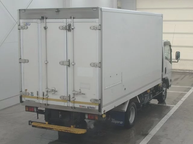 Isuzu Elf  с аукциона в Японии