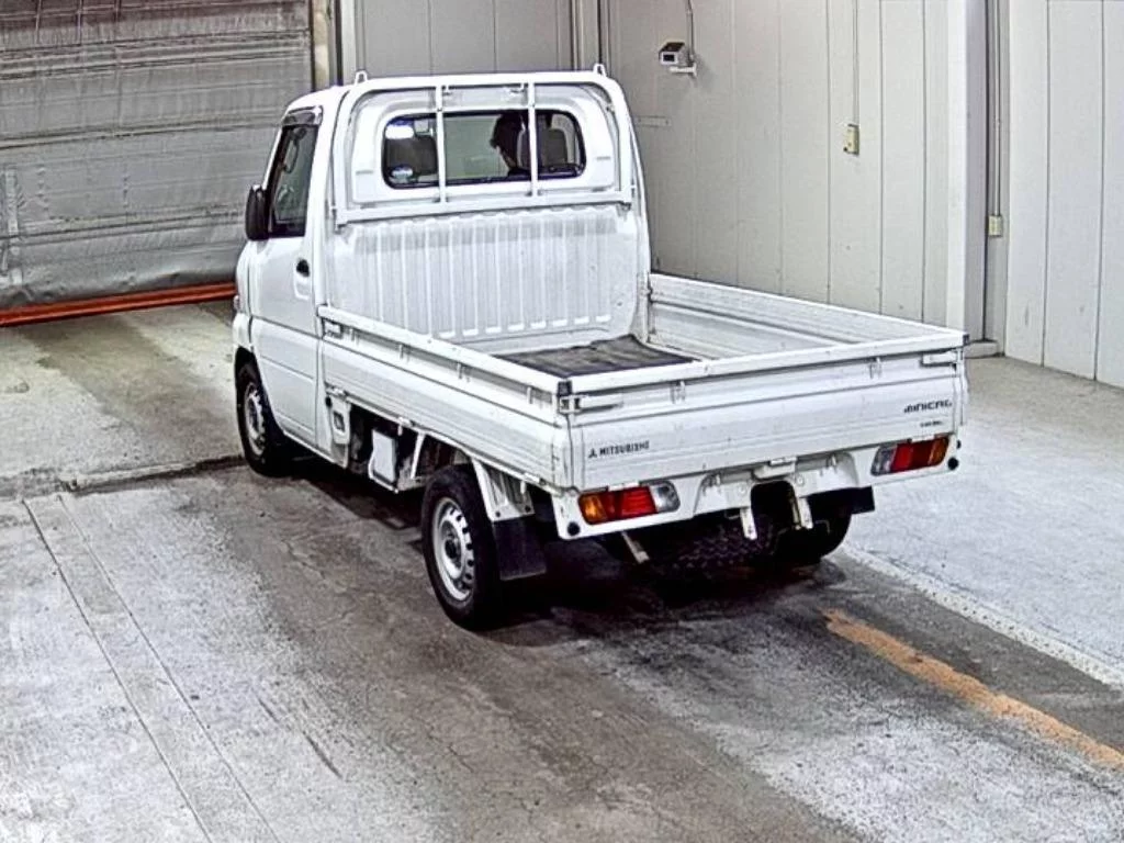 Mitsubishi Minicab Truck  с аукциона в Японии