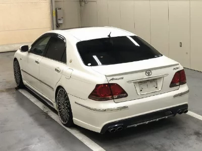 Toyota CROWN ATHLETE