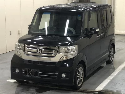 Honda N BOX CUSTOM