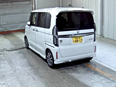 Honda N BOX CUSTOM