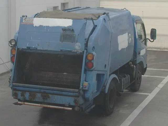 Hino Dutro  с аукциона в Японии