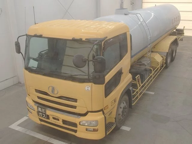 Nissan UD  с аукциона в Японии