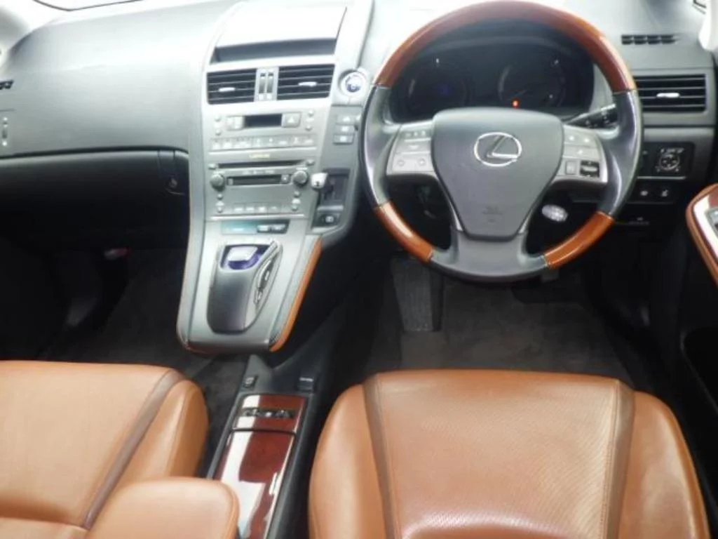 Lexus HS250h  с аукциона в Японии