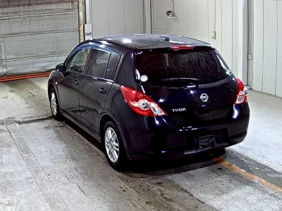 Nissan Tiida