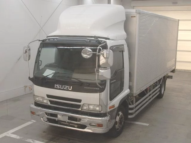 Isuzu Forward  с аукциона в Японии