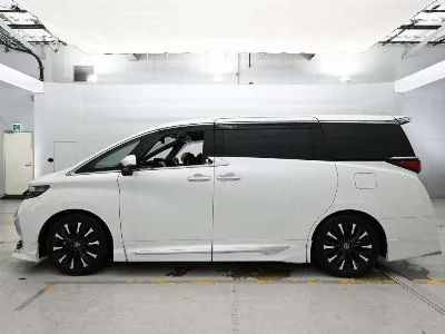 Toyota ALPHARD HYBRID