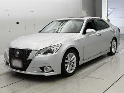 Toyota CROWN HYBRID
