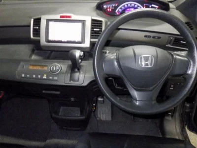 Honda Freed Spike