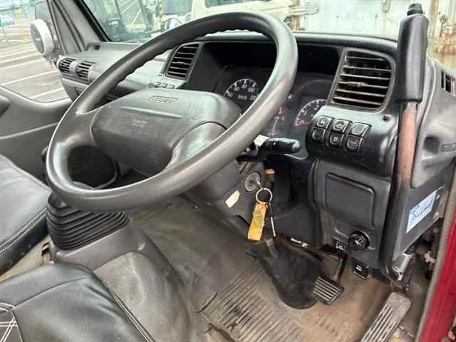 Isuzu Elf  с аукциона в Японии