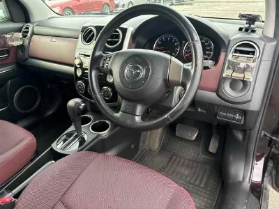 MAZDA VERISA