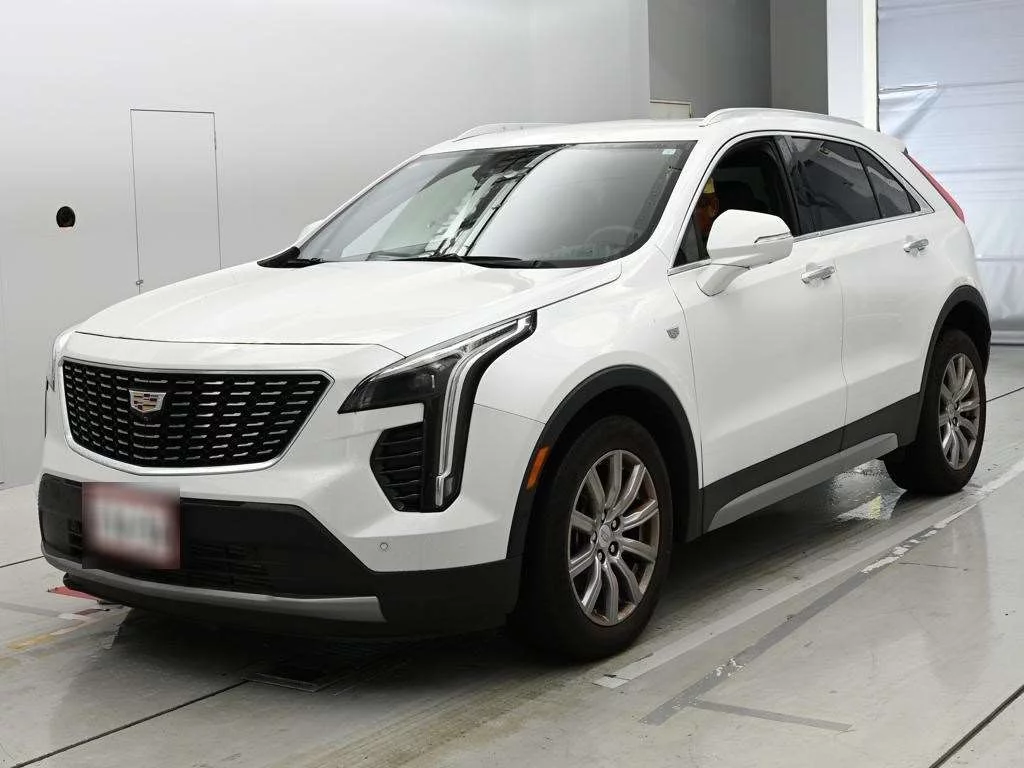Cadillac XT4  с аукциона в Японии