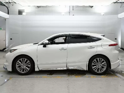 Toyota HARRIER HYBRID