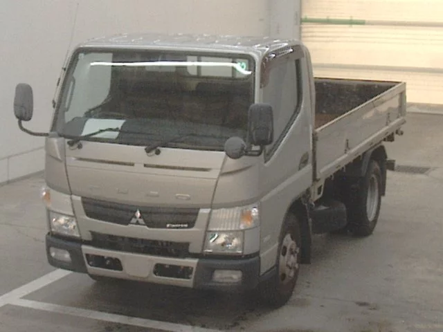 Mitsubishi Fuso Canter  с аукциона в Японии