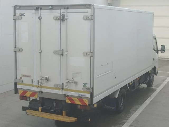 Hino Dutro  с аукциона в Японии