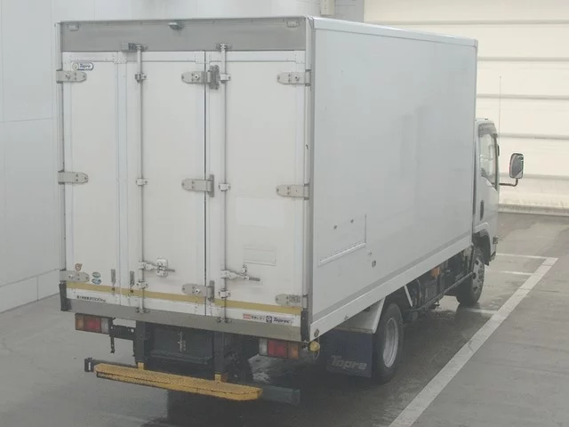 Isuzu Elf  с аукциона в Японии