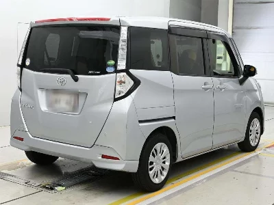 TOYOTA TANK