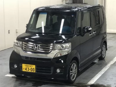 Honda N BOX CUSTOM