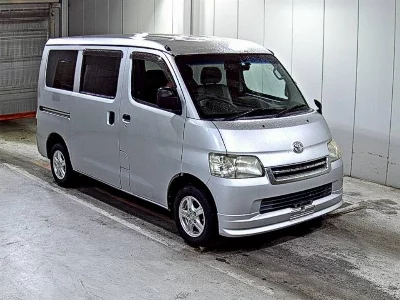 TOYOTA LITE ACE VAN