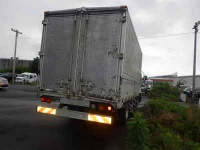 Isuzu Forward