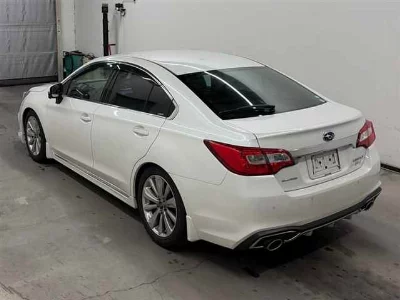 SUBARU LEGACY B4