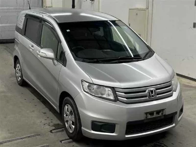 Honda Freed Spike