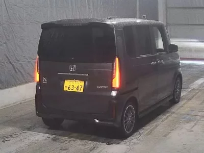Honda N BOX CUSTOM