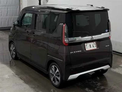 Mitsubishi eK X Space