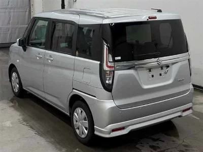 Suzuki Solio