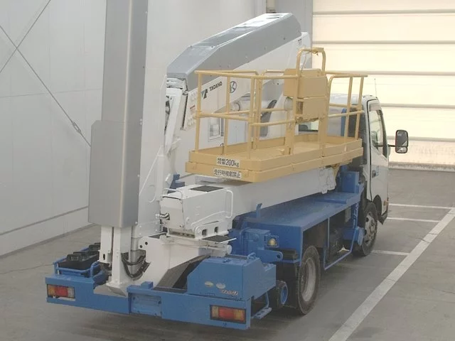 Hino Dutro  с аукциона в Японии