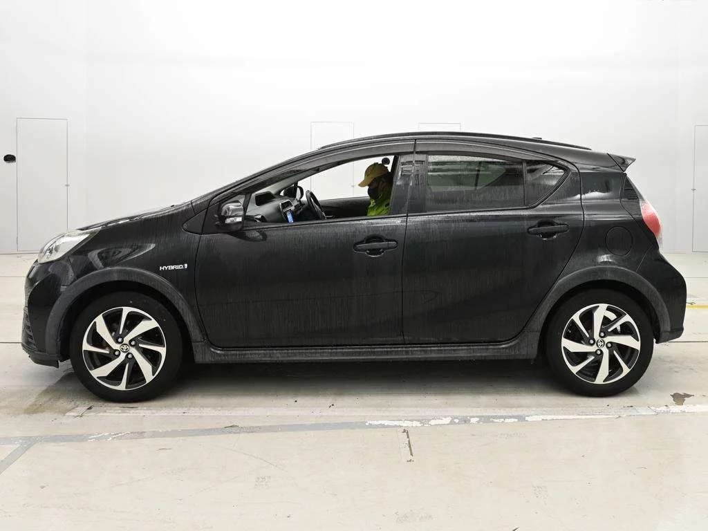 Toyota Aqua  с аукциона в Японии