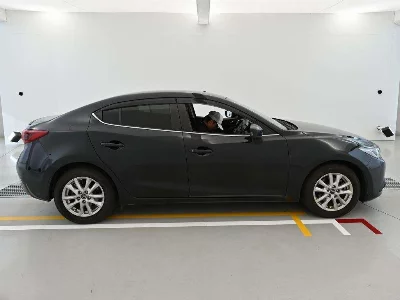 MAZDA AXELA HYBRID